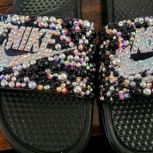 Nike slides